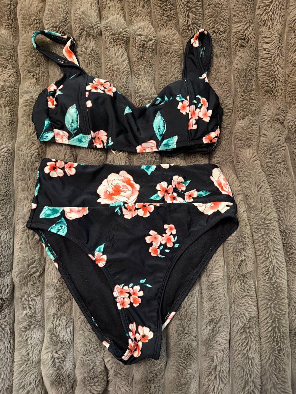 NWOT Women's Xhilaration Black and Pink Floral Bikini Set, L Top/S Bottom